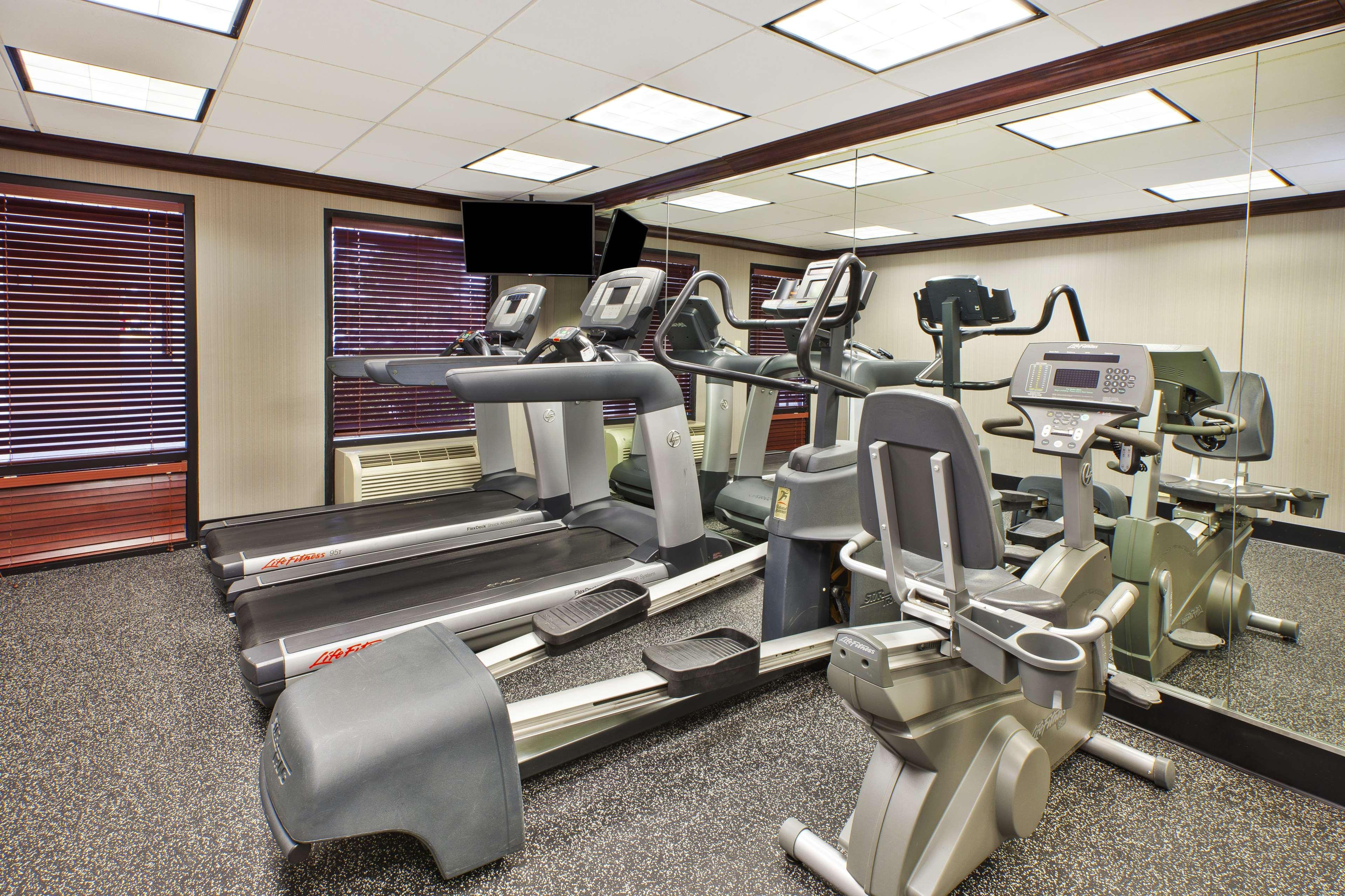 Best Western Dulles Airport Inn Стерлинг Экстерьер фото