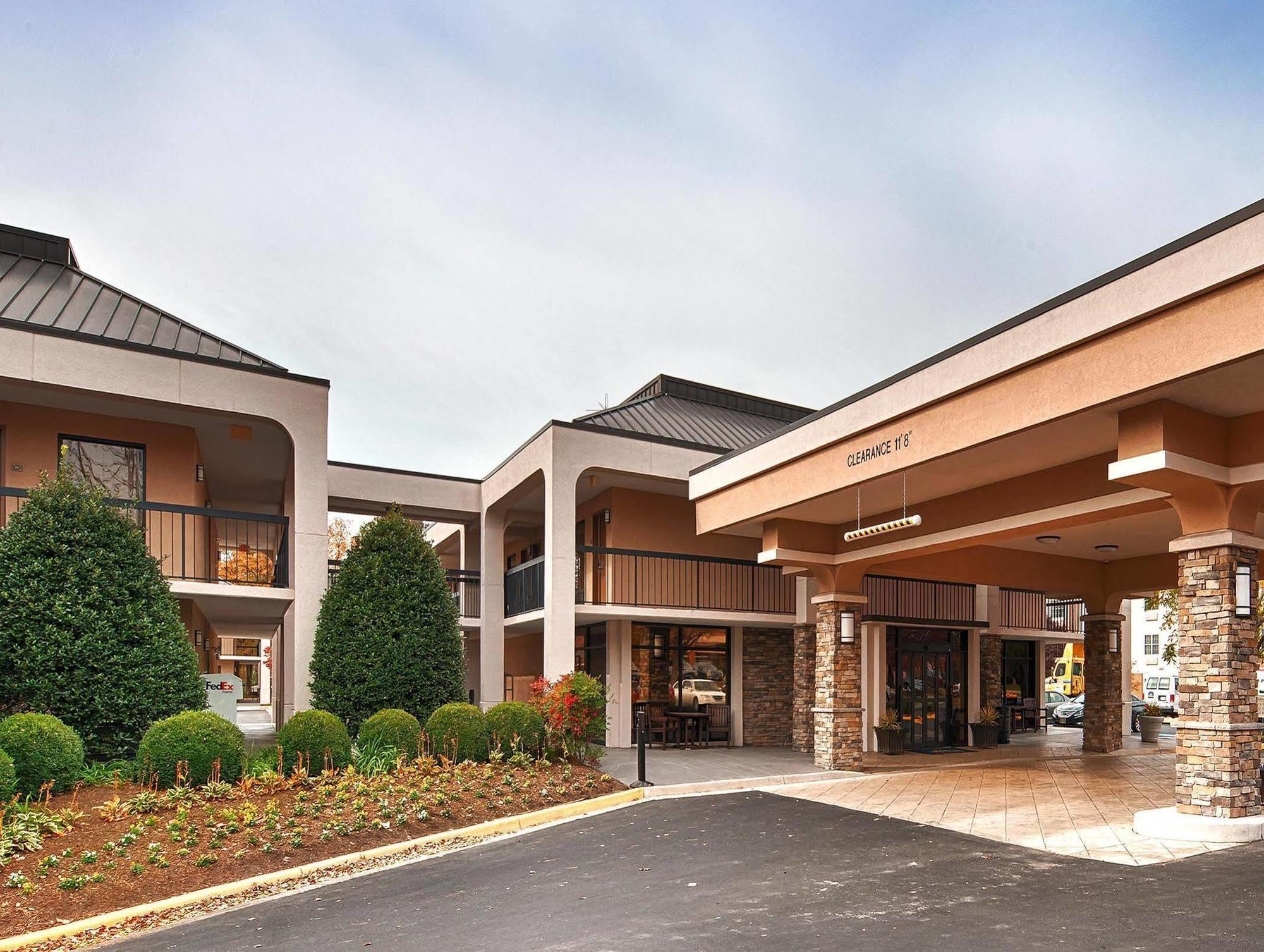 Best Western Dulles Airport Inn Стерлинг Экстерьер фото