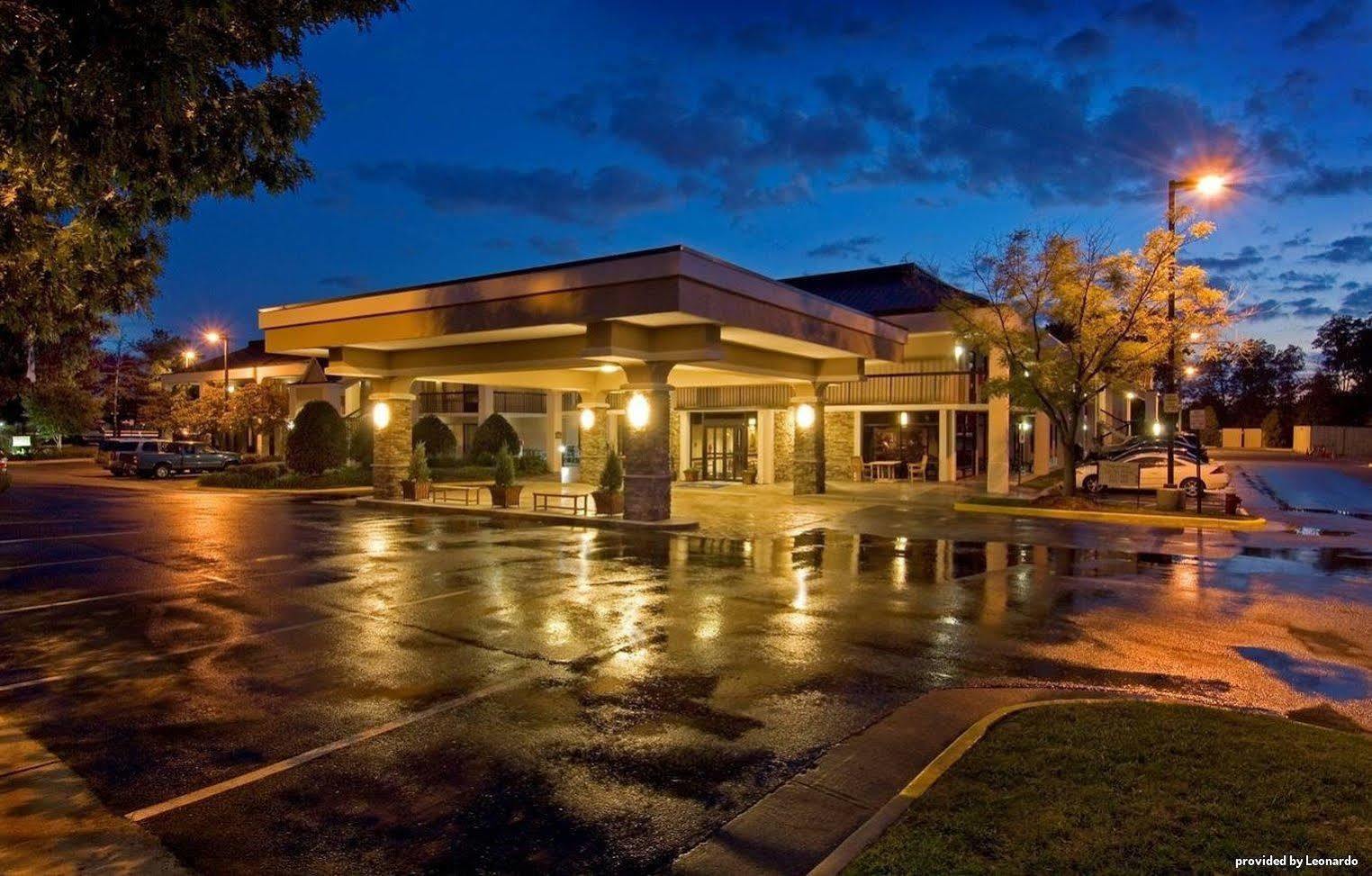 Best Western Dulles Airport Inn Стерлинг Экстерьер фото